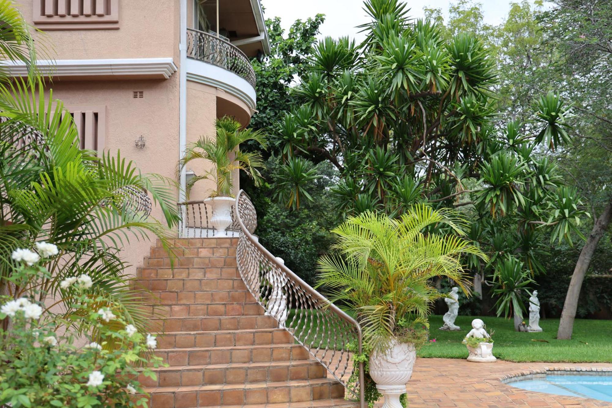 The Victorian Manor Bed & Breakfast Air Terjun Victoria Bagian luar foto